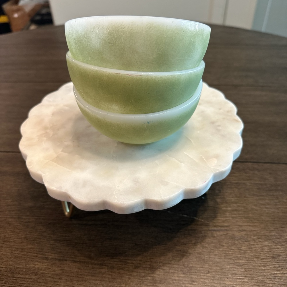 Green and White‎ Decorative Bowls
